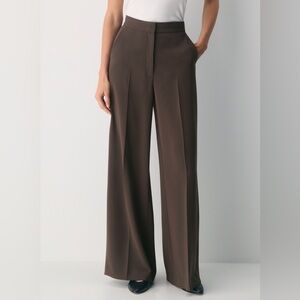 Aritzia Leeway Pant - Sway Crepe in Rich Mocha Brown